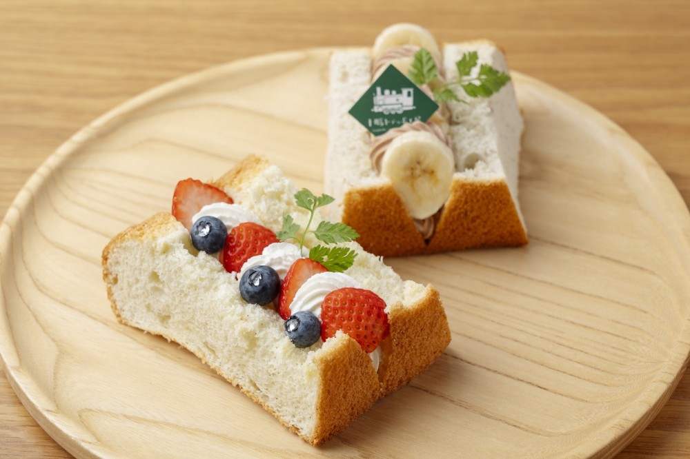 ぽぽページ、ケーキ、パフェ、和菓子、シフォンケーキ、サンド各種 アリスページ、ケーキ、和菓子、パフェ、シフォンケーキ、サンド